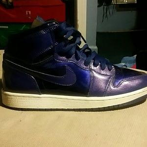 Air Jordan 1s deep royal